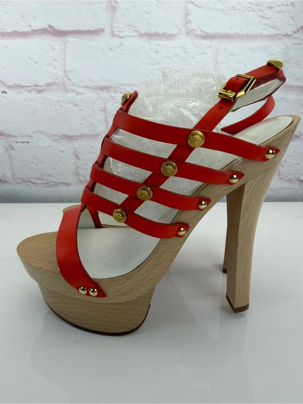 Versace ORANGE / GOLD VERSACE WOMEN STUDDED PLATFORM SLINGBACK SANDAL SZ 39